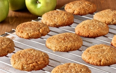 Cookies με μήλο και κανέλλα