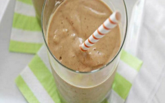 Smoothie μπανάνας με καφέ